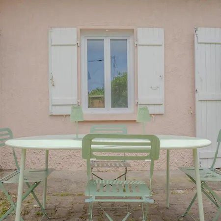 Centre Pour 2 Personnes Apartment *